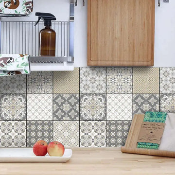 Край на досадното къртене: Пълна трансформация на дома с модерни стикери за плочки за кухня