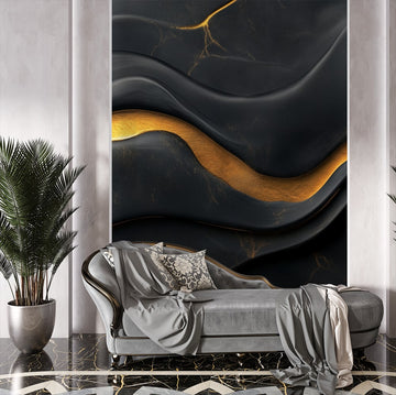 Фототапет Златни Вълни на Тъмно Черно с елегантен дизайн в интериор с диван и зелени растения.