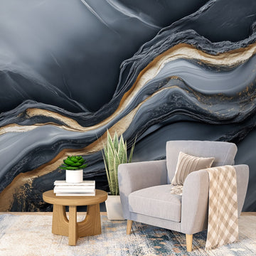 Стенен декор Златни Вълни и Тъмен Мрамор, създаващ елегантна атмосфера в модерния интериор.